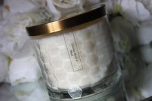 CHRISTMAS SALE - HAMPTONS Candle